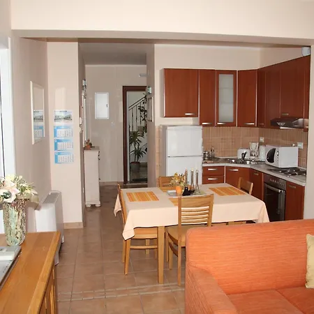 Alegria - Two Bedroom With Balcony And Sea View B Διαμέρισμα